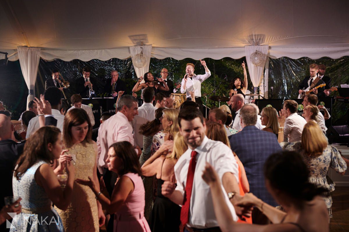 chicago north shore wedding photography backyard reception first dance