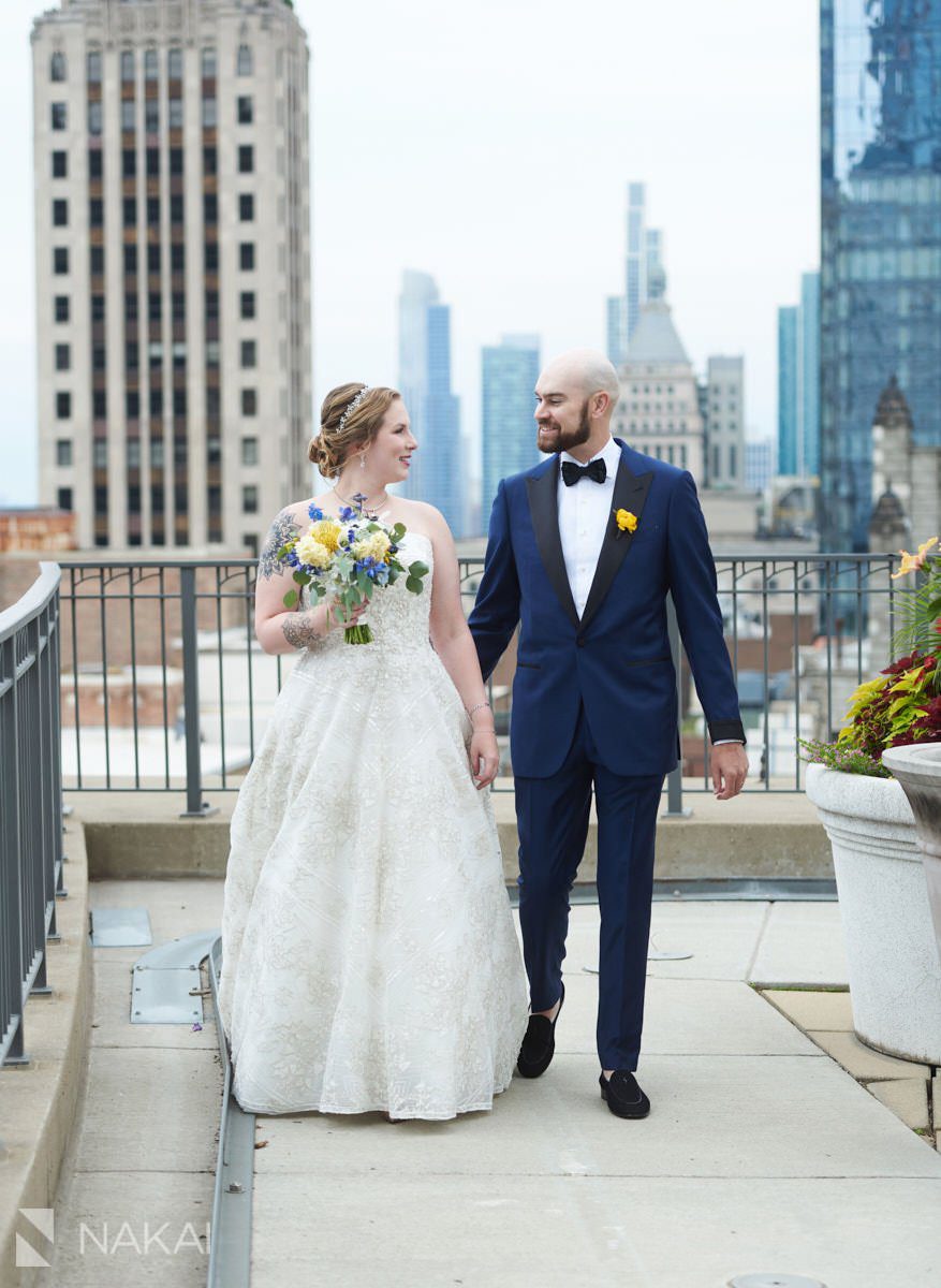 rooftop chicago wedding photos 