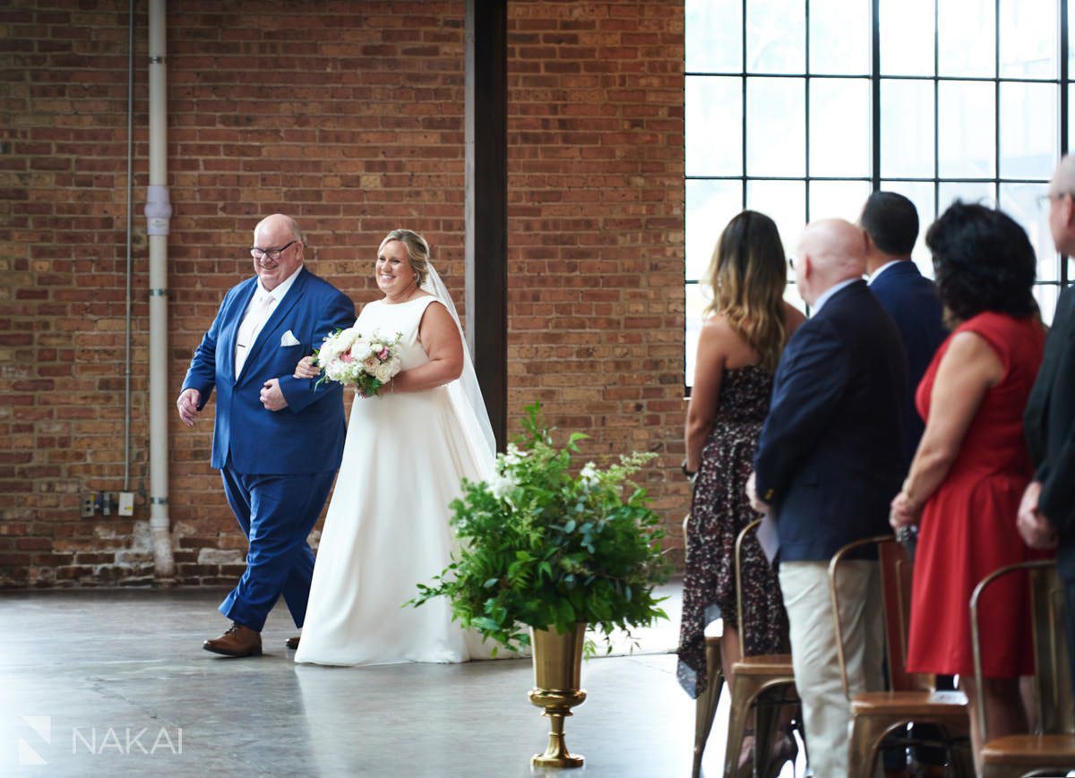 chicago morgan manufacturing wedding photographer ceremony