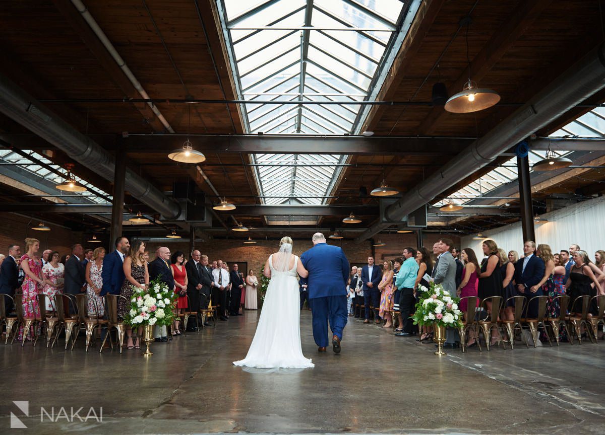 chicago morgan manufacturing wedding photos ceremony