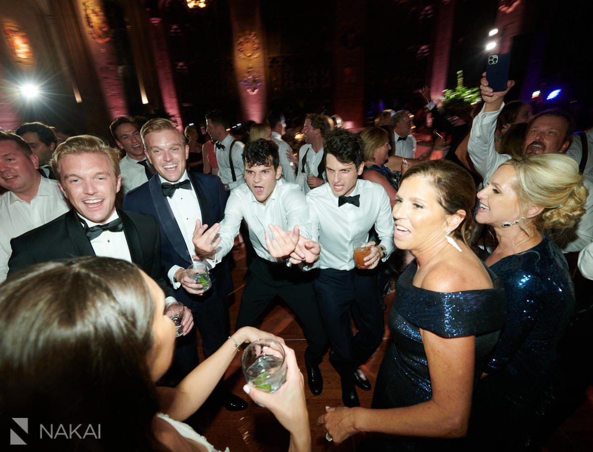 university club of chicago wedding photography dancing 