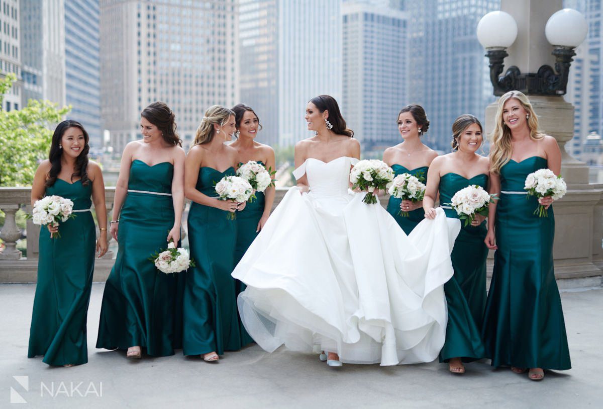 michigan avenue wedding photographer Wrigley building