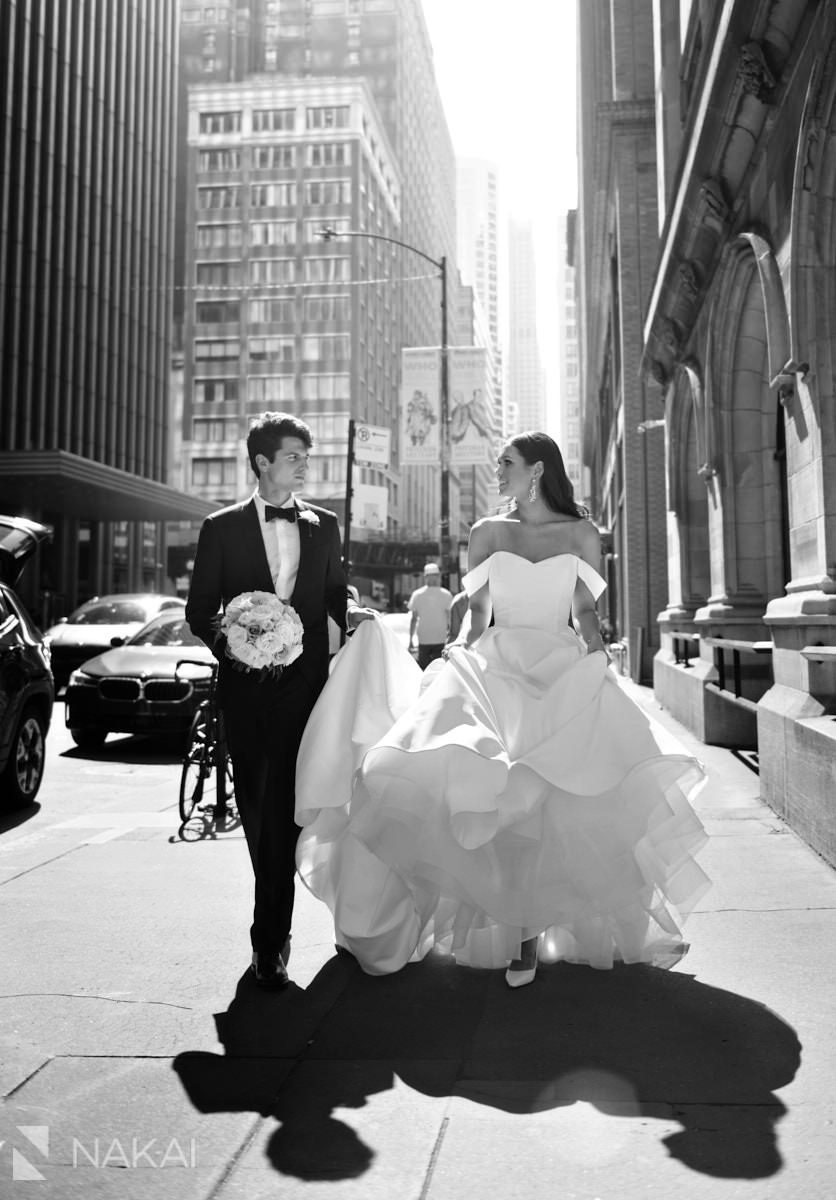 chicago university club wedding pictures outside