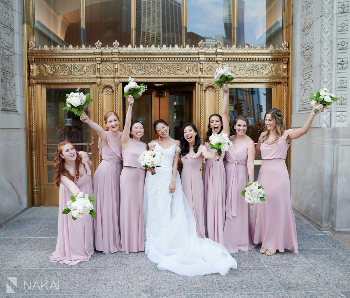 chicago Wrigley building wedding pictures bridal party
