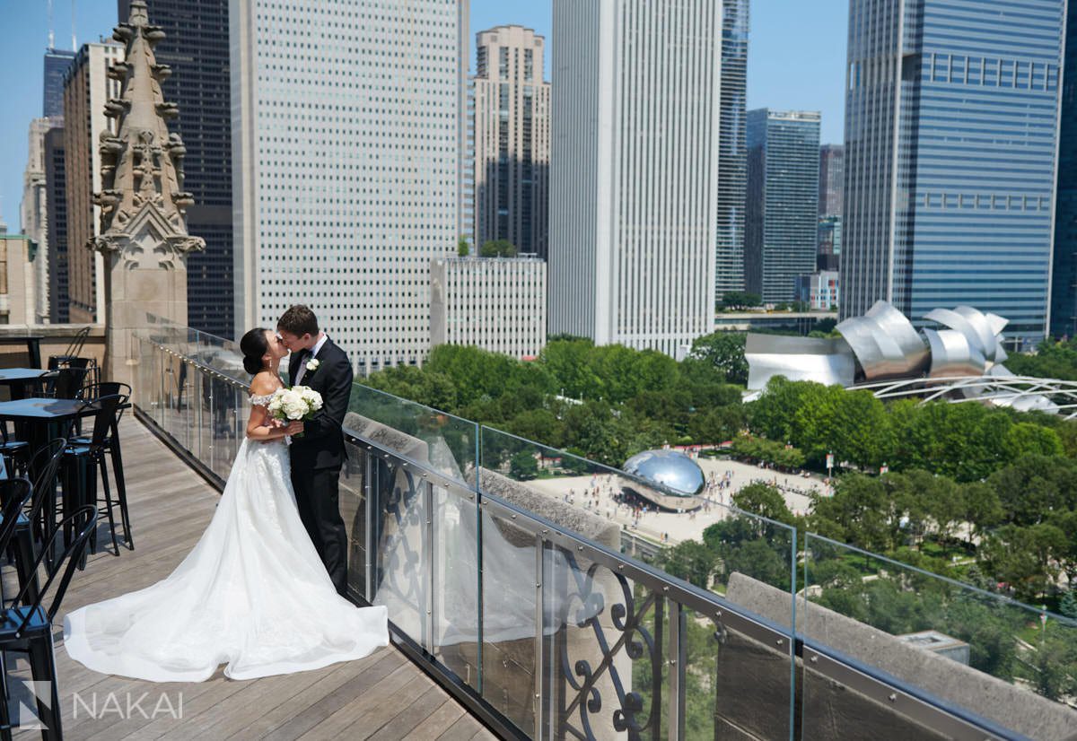 university club of chicago wedding photos bride groom
