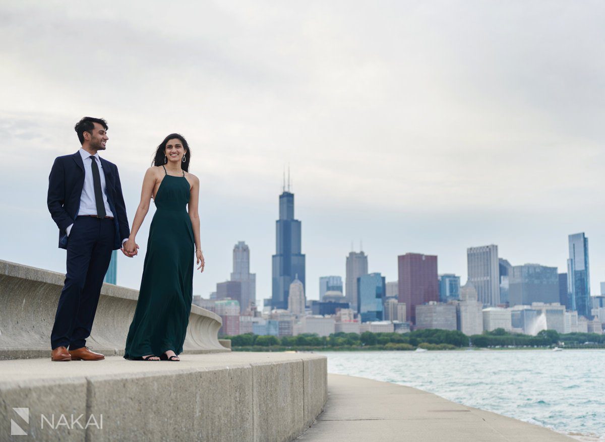 chicago skyline photographer Indian couple adler planetarium