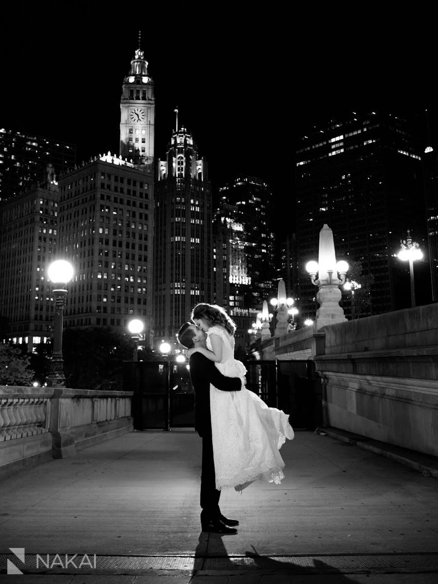 chicago wedding photos at night riverwalk