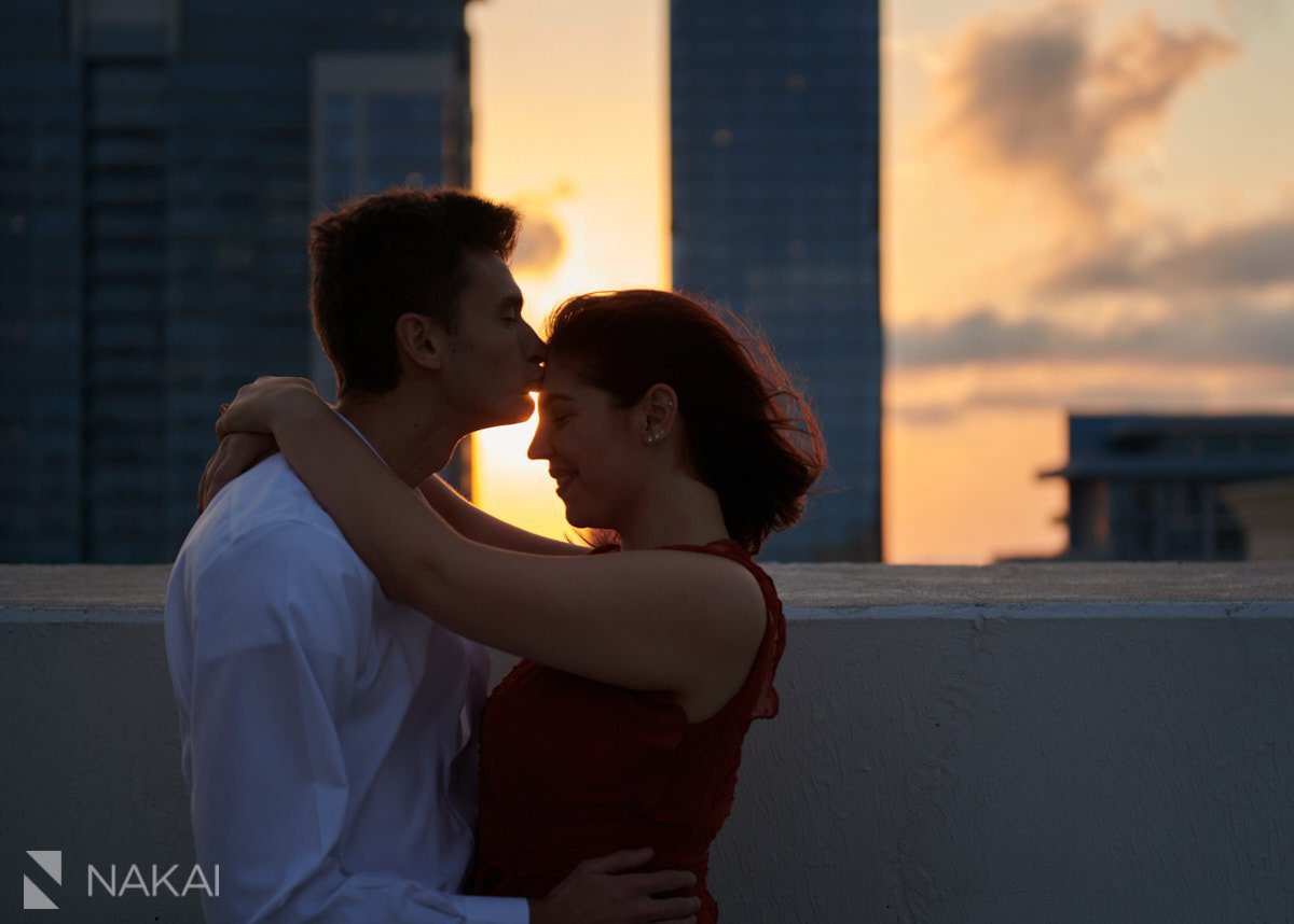 chicago rooftop engagement photos museum campus