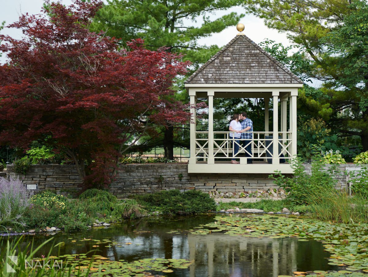 allen centennial garden engagement session photo