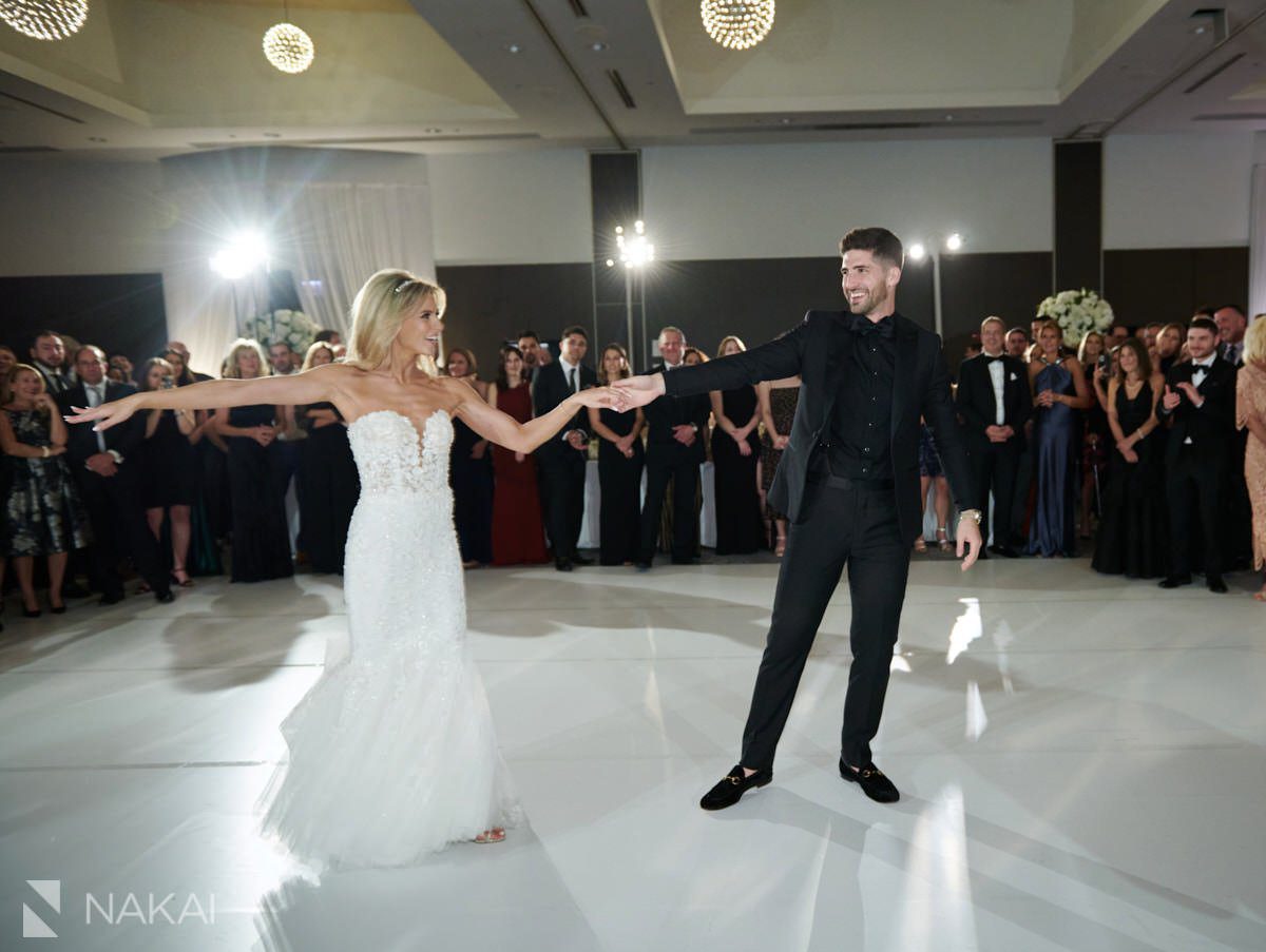 Radisson Blu Aqua wedding pictures reception first dance