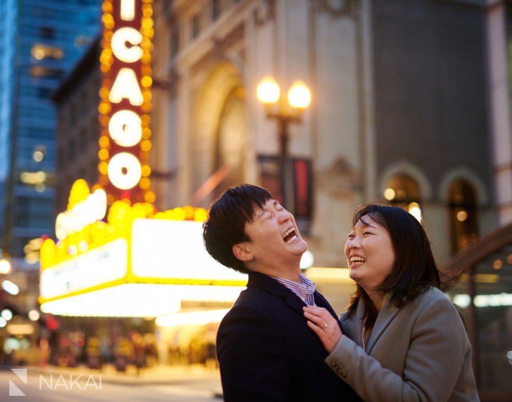 downtown chicago engagement pictures theatre sign