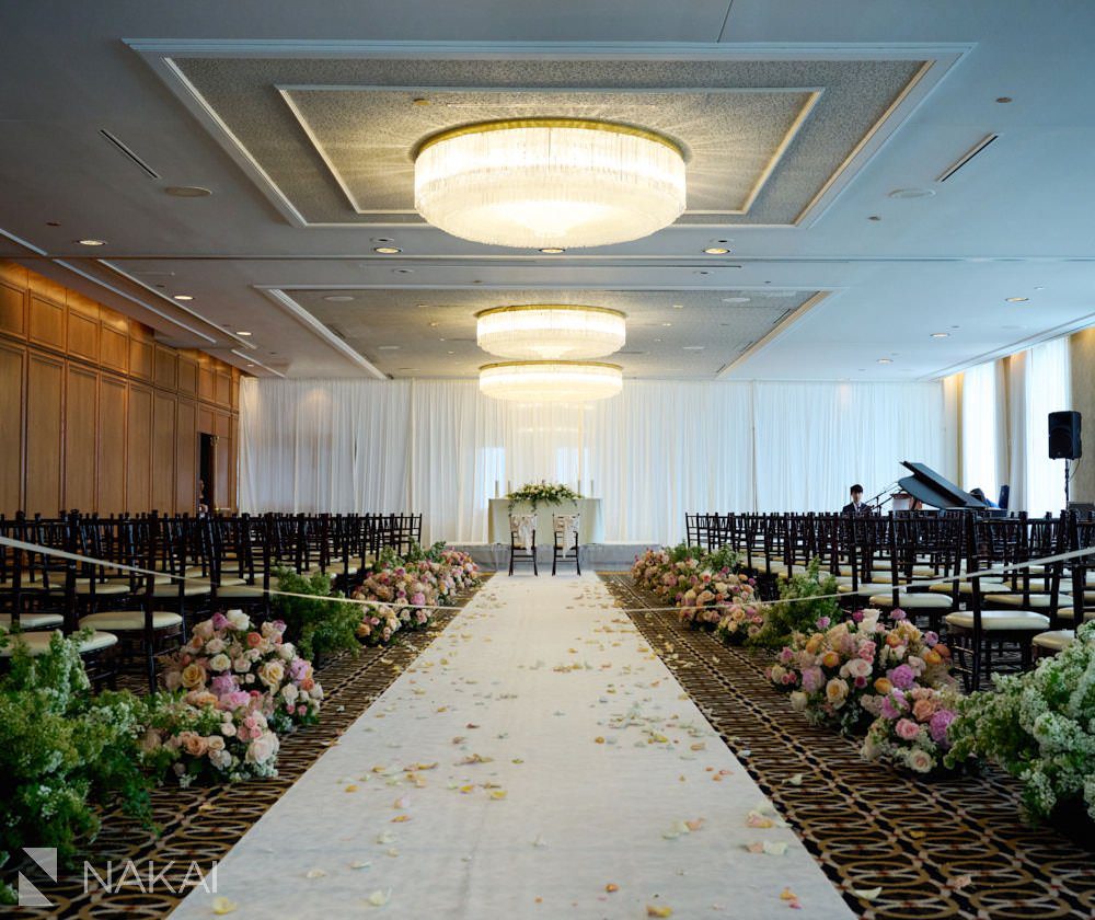 midamerica club wedding photos aon center