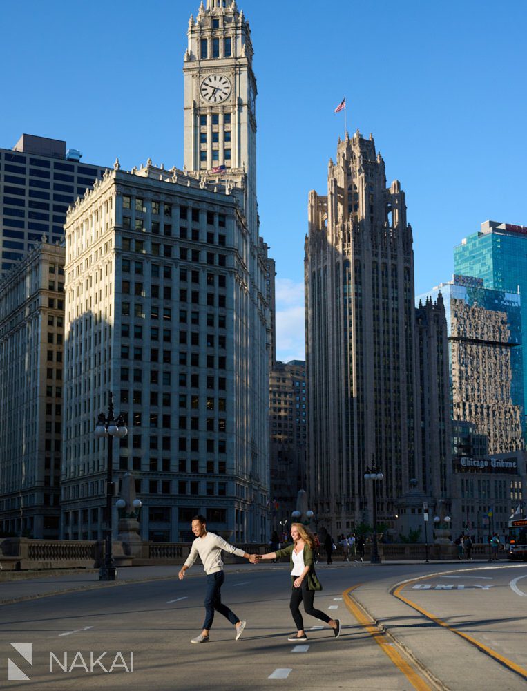 chicago engagement session photos riverwalk