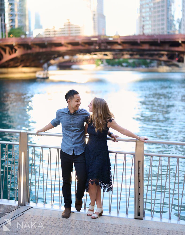 chicago engagement session pictures riverwalk