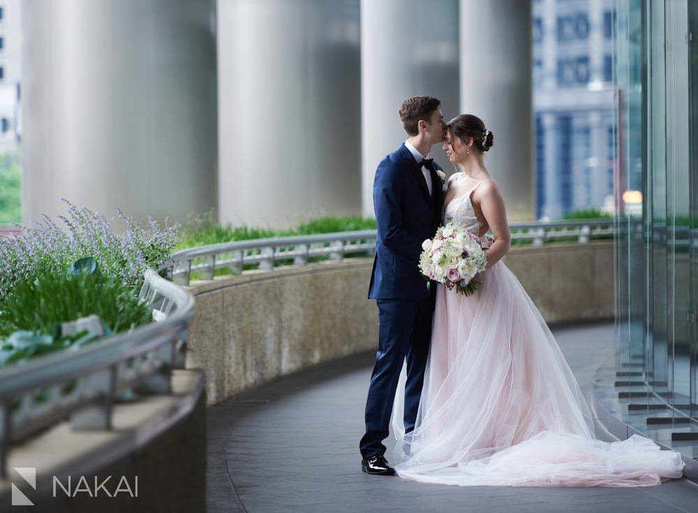 best chicago wedding pictures metal modern