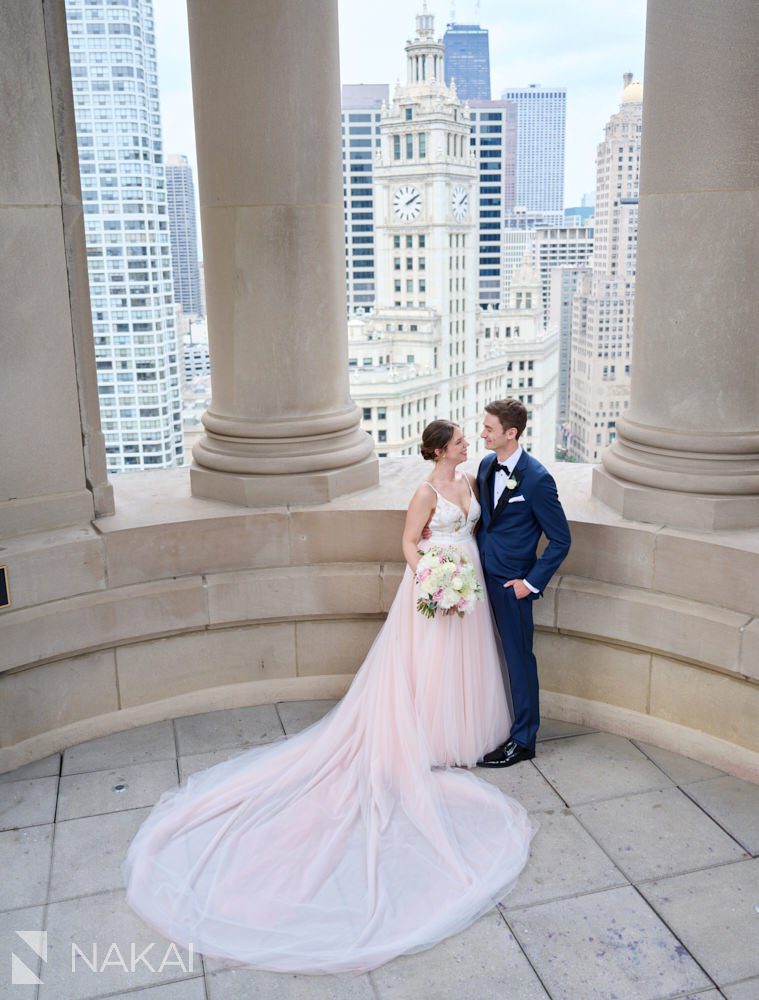 londonhouse wedding photos chicago cupola bride groom