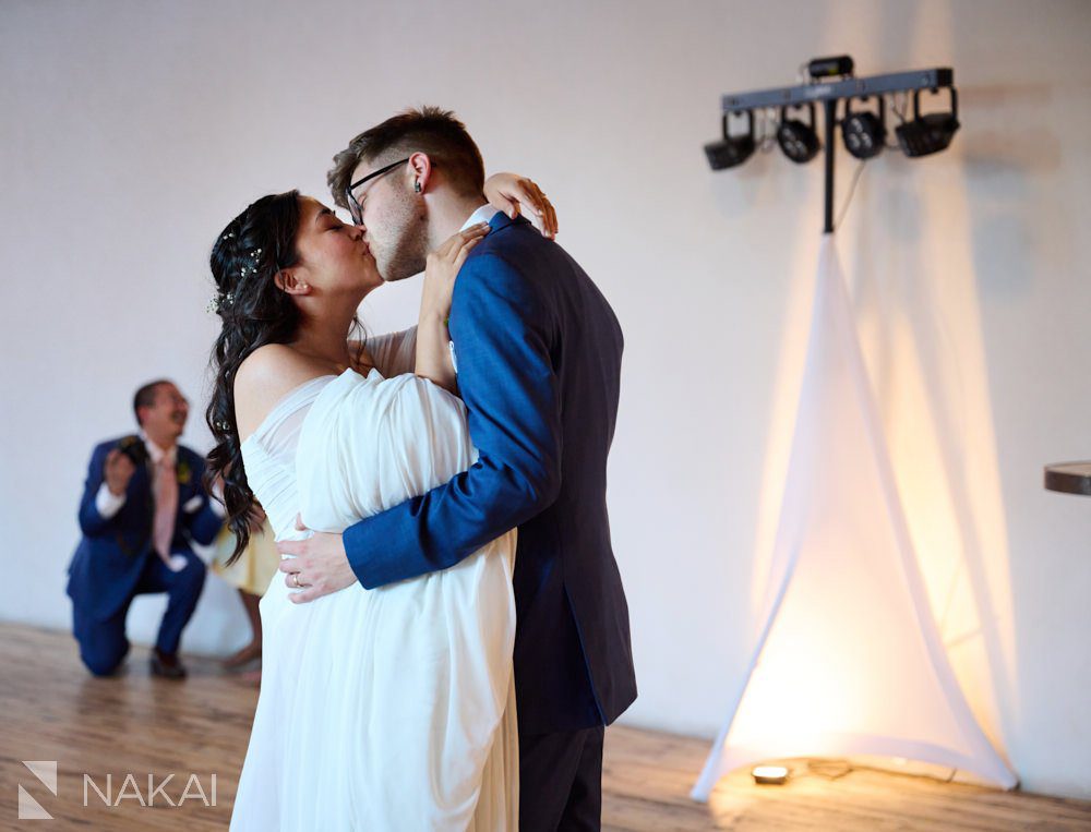 the tinsmith wedding photos first dance