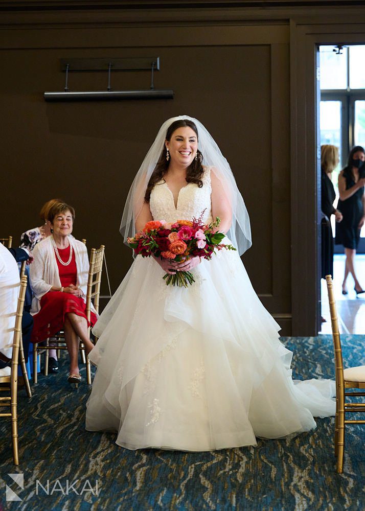 the Edgewater Madison wedding photos ceremony