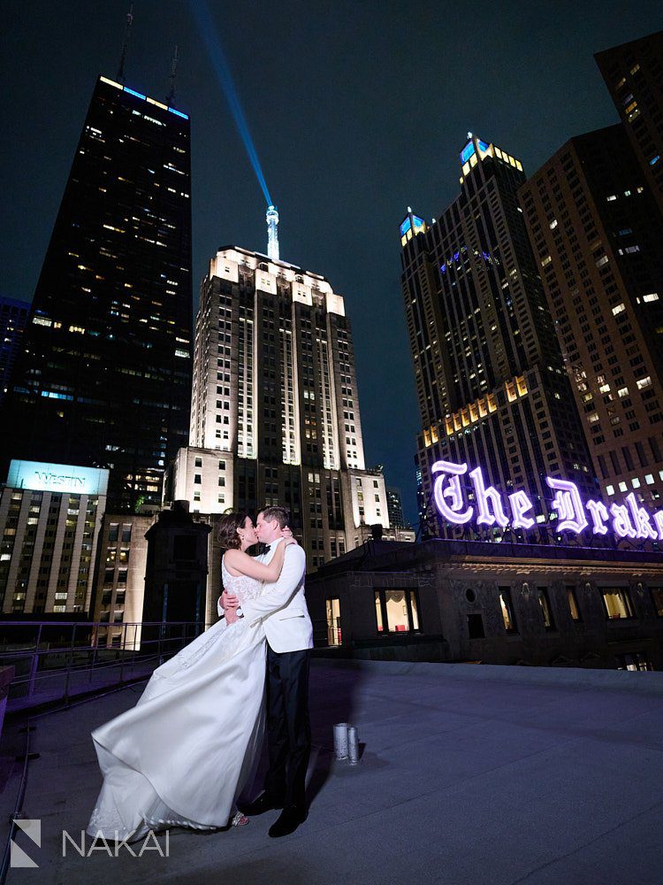 chicago drake wedding photos rooftop night time