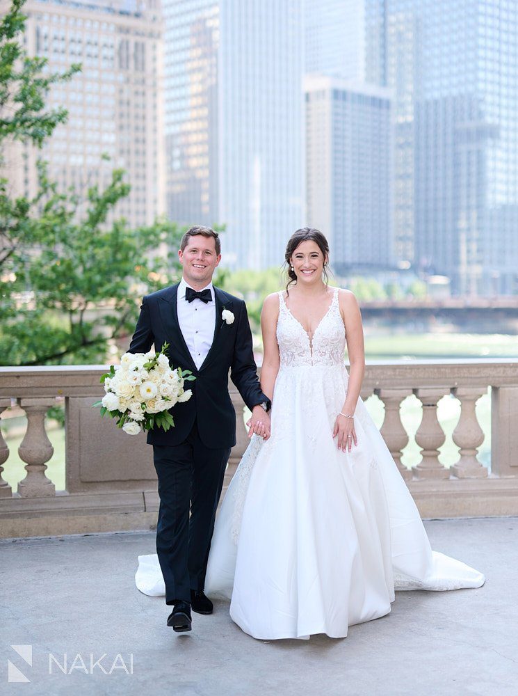 chicago Wrigley building wedding photos