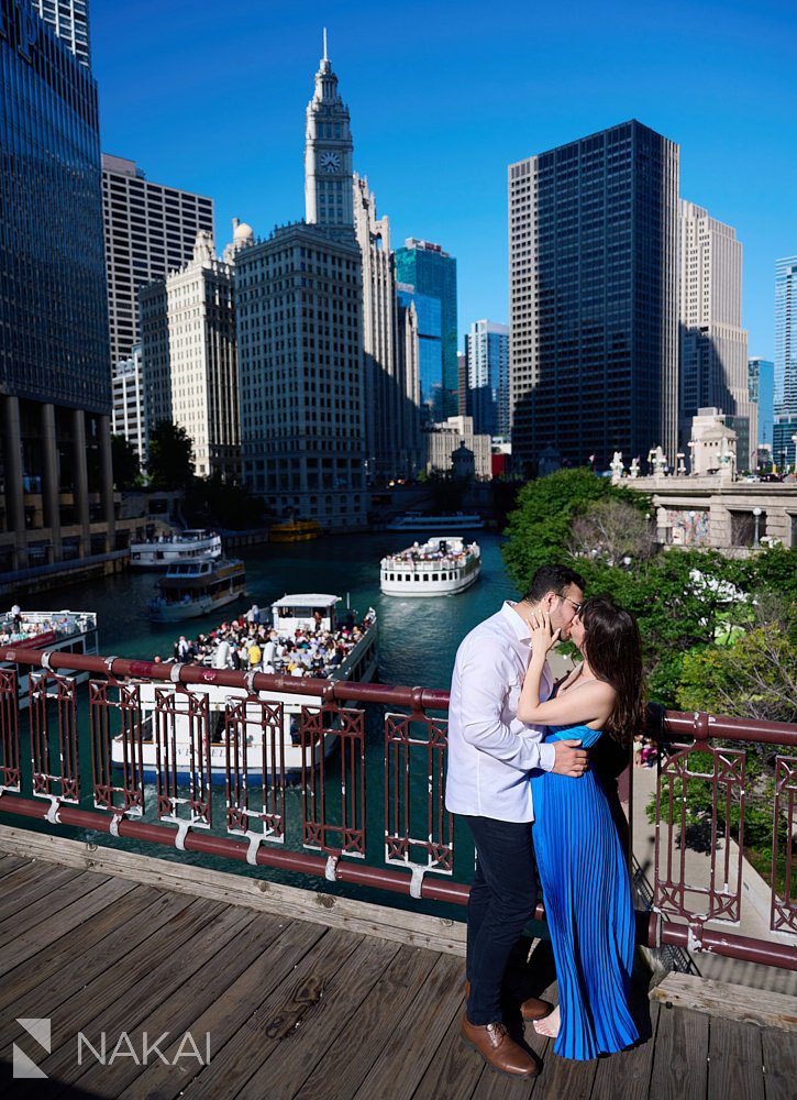 best chicago proposal location photos riverwalk