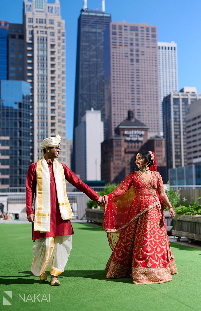 chicago Indian wedding photos Marriott mag mile rooftop