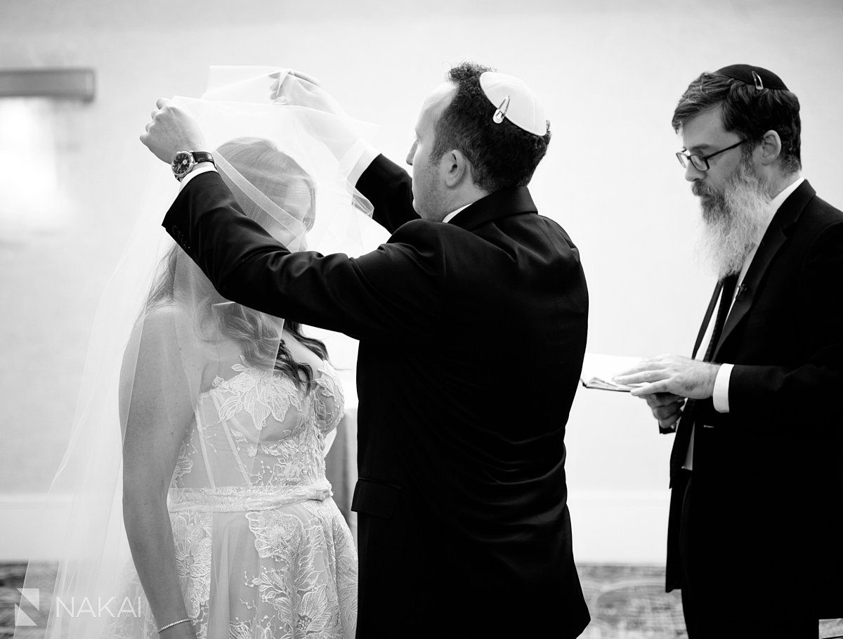 chicago ritz carlton wedding photos jewish ketubah 