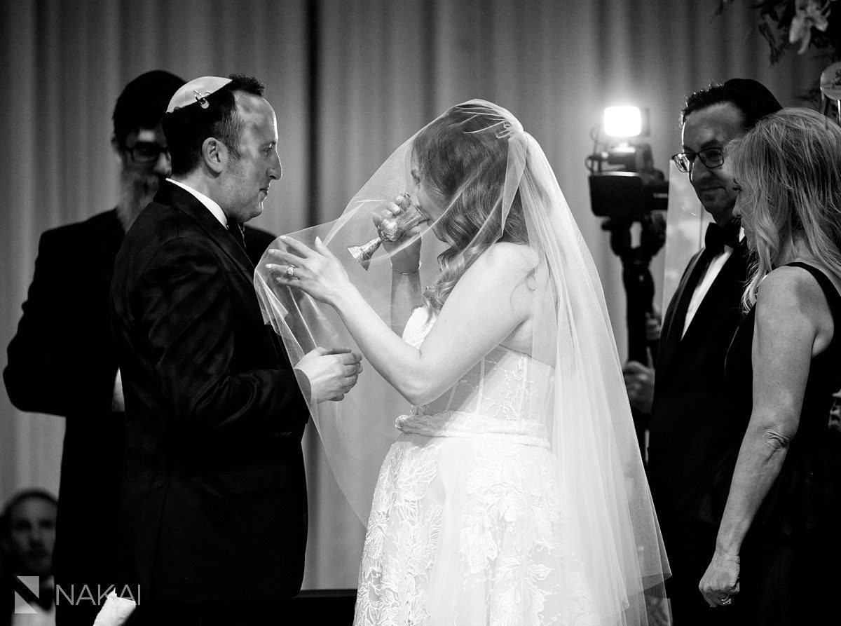 chicago ritz carlton wedding photos ceremony jewish