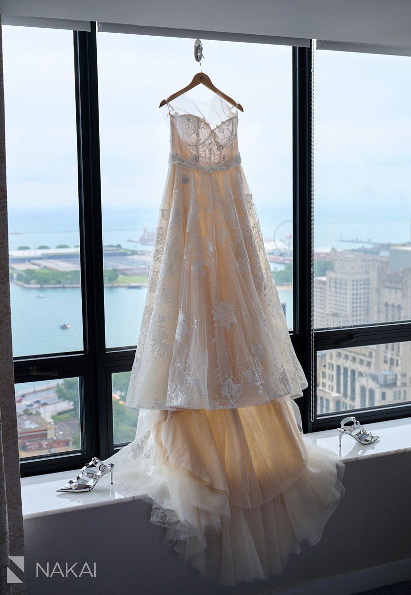 chicago ritz carlton wedding photos details