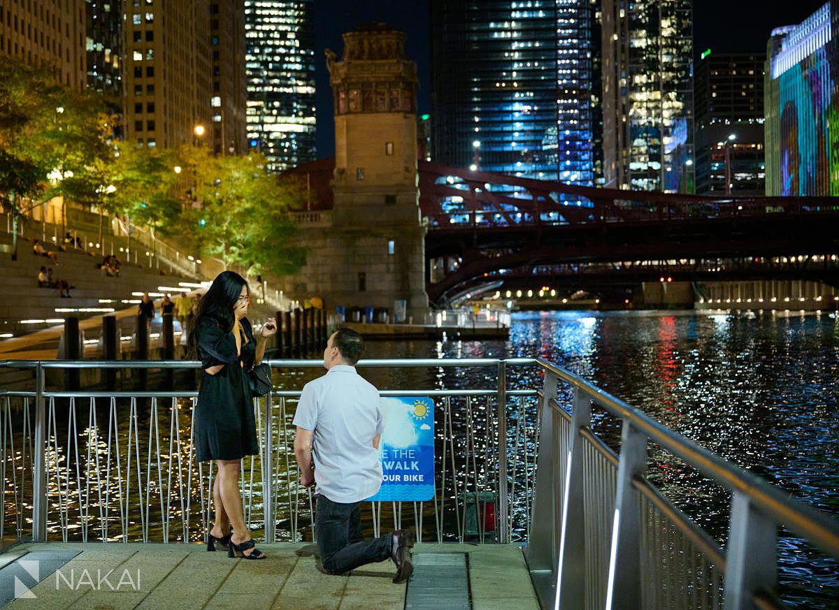 chicago riverwalk proposal photos romantic