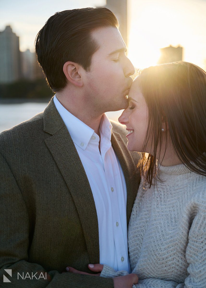 Lincoln park engagement session photos sunset chicago