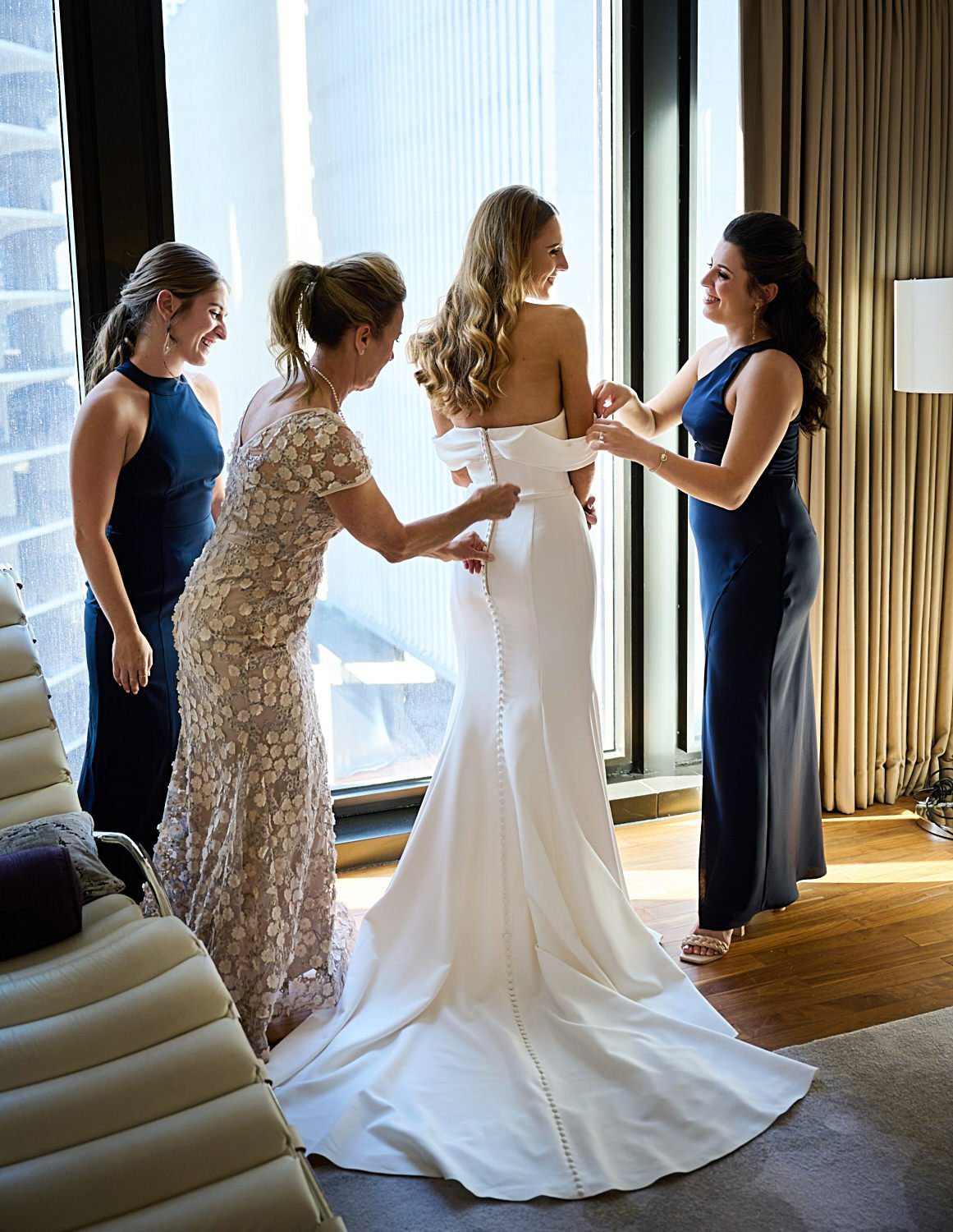 chicago langham wedding photography getting ready bridal suite