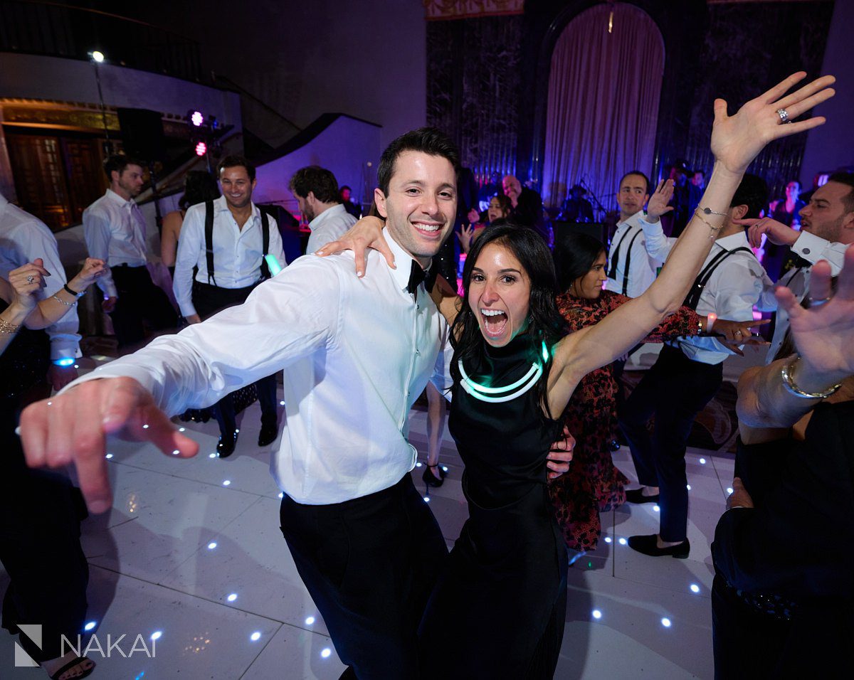 intercontinental chicago wedding photos reception dancing