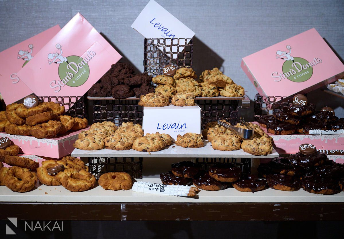 intercontinental chicago wedding photos reception dessert