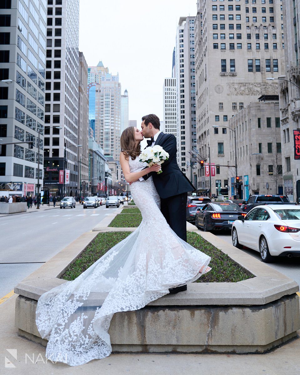 intercontinental chicago wedding photos Michigan avenue