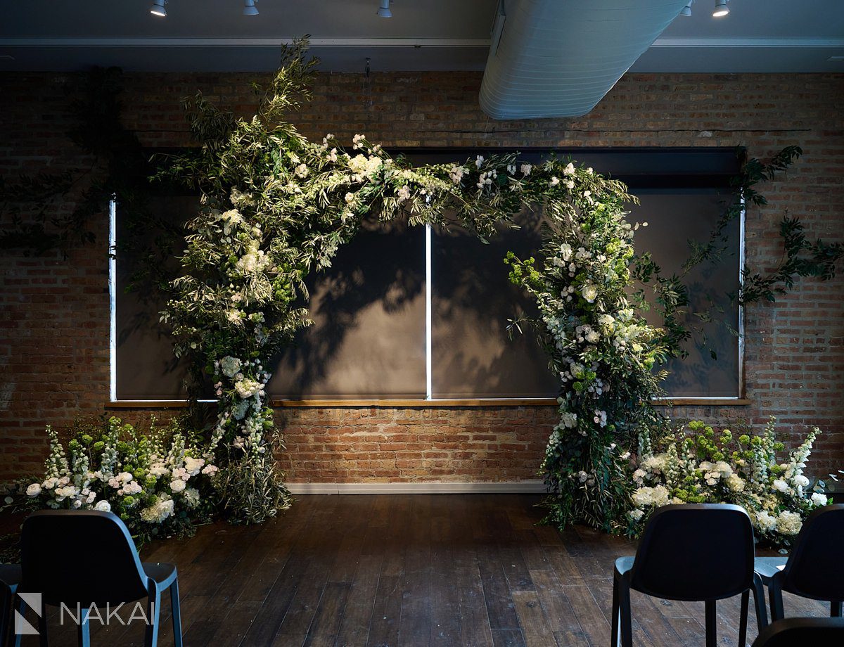 chicago west loop wedding photos Morgan's on Fulton ceremony decor