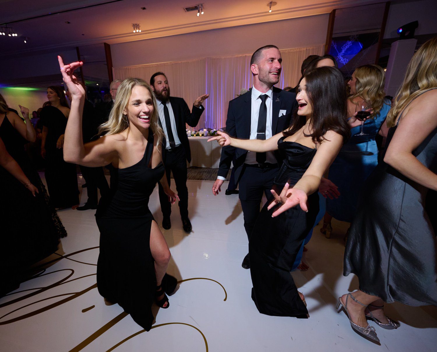 chicago ritz Carlton wedding photography reception dancing