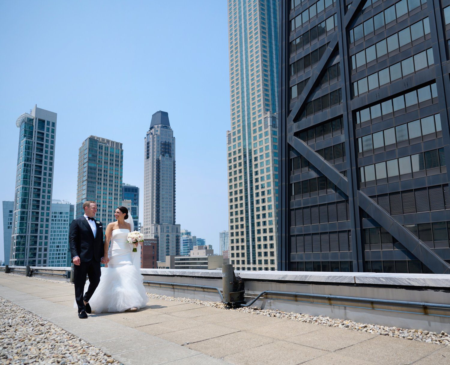 chicago ritz Carlton wedding photography roof top bride and groom