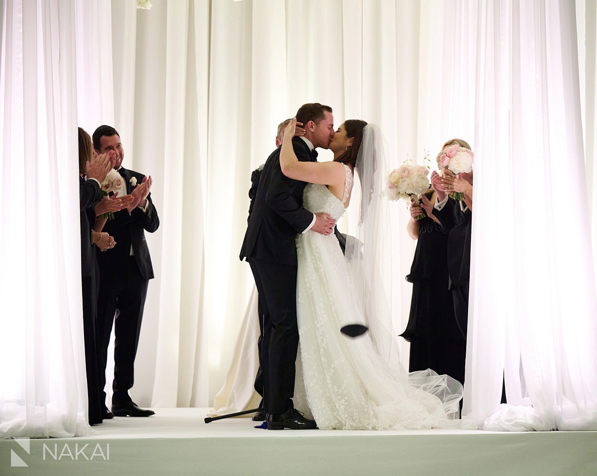 Loews chicago hotel wedding photos ceremony chuppah jewish 