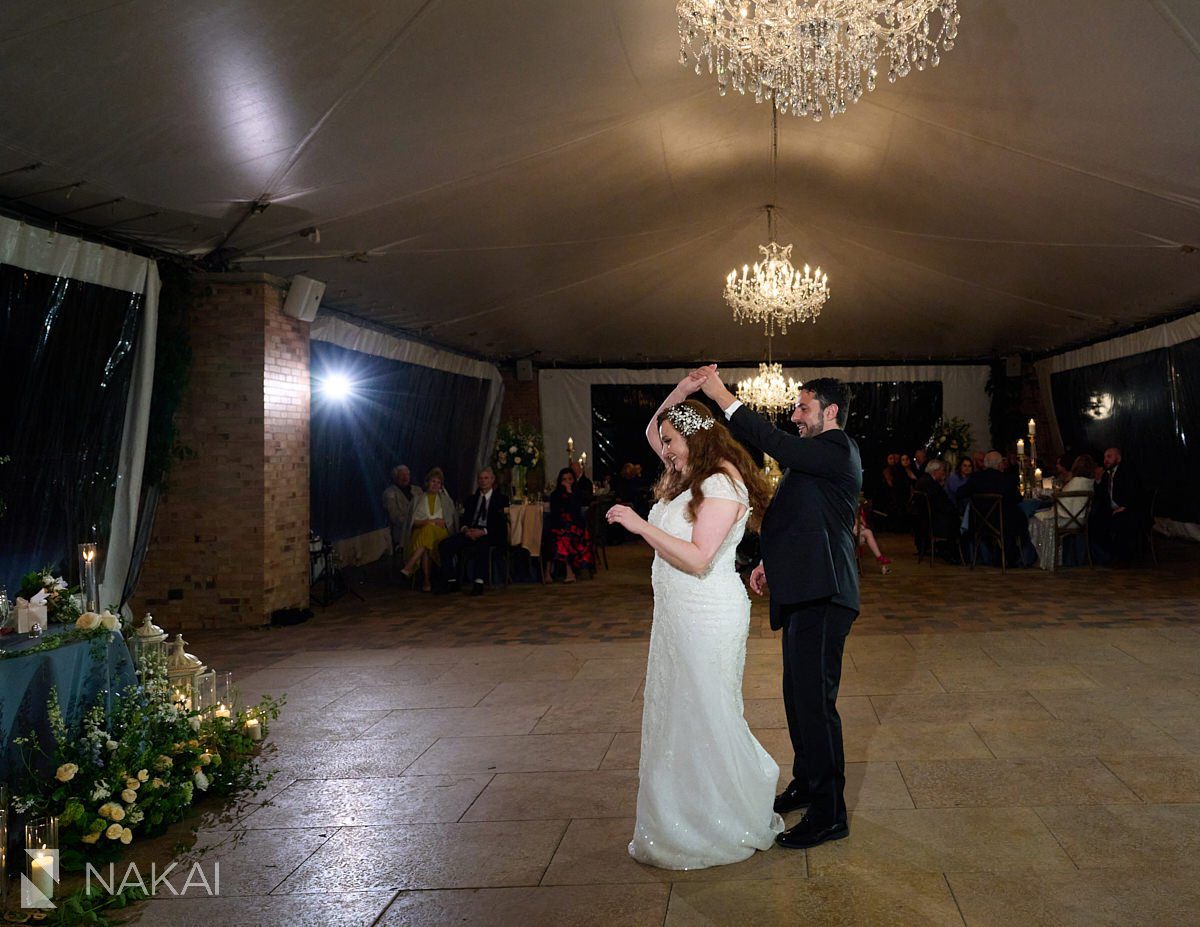 chicago botanic garden wedding photos reception first dance