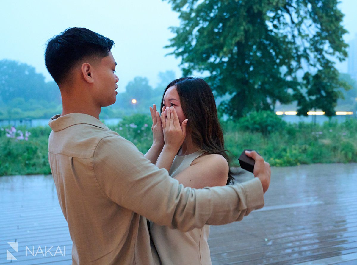 Lincoln park chicago proposal photos in the rain