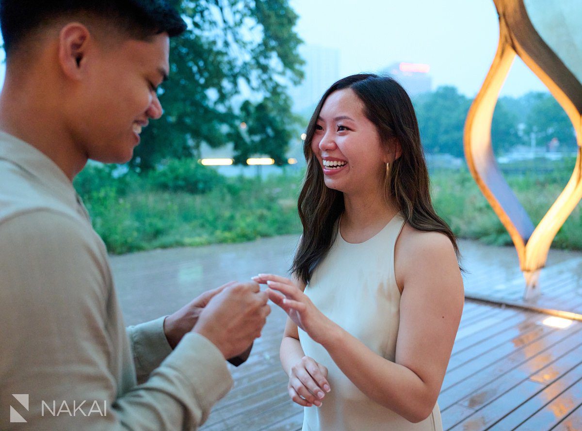 Lincoln park chicago proposal photos honeycomb ring on finger