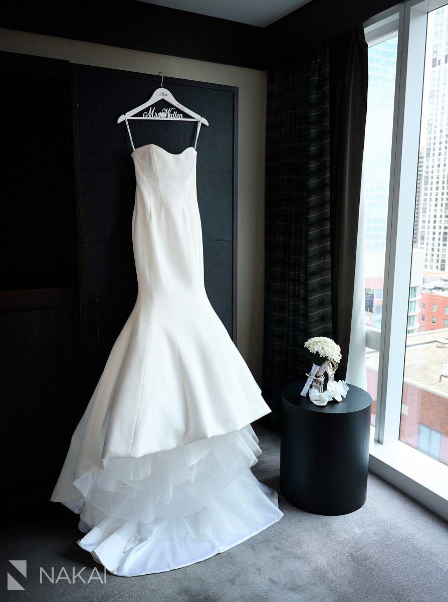 loews chicago wedding photos getting ready details