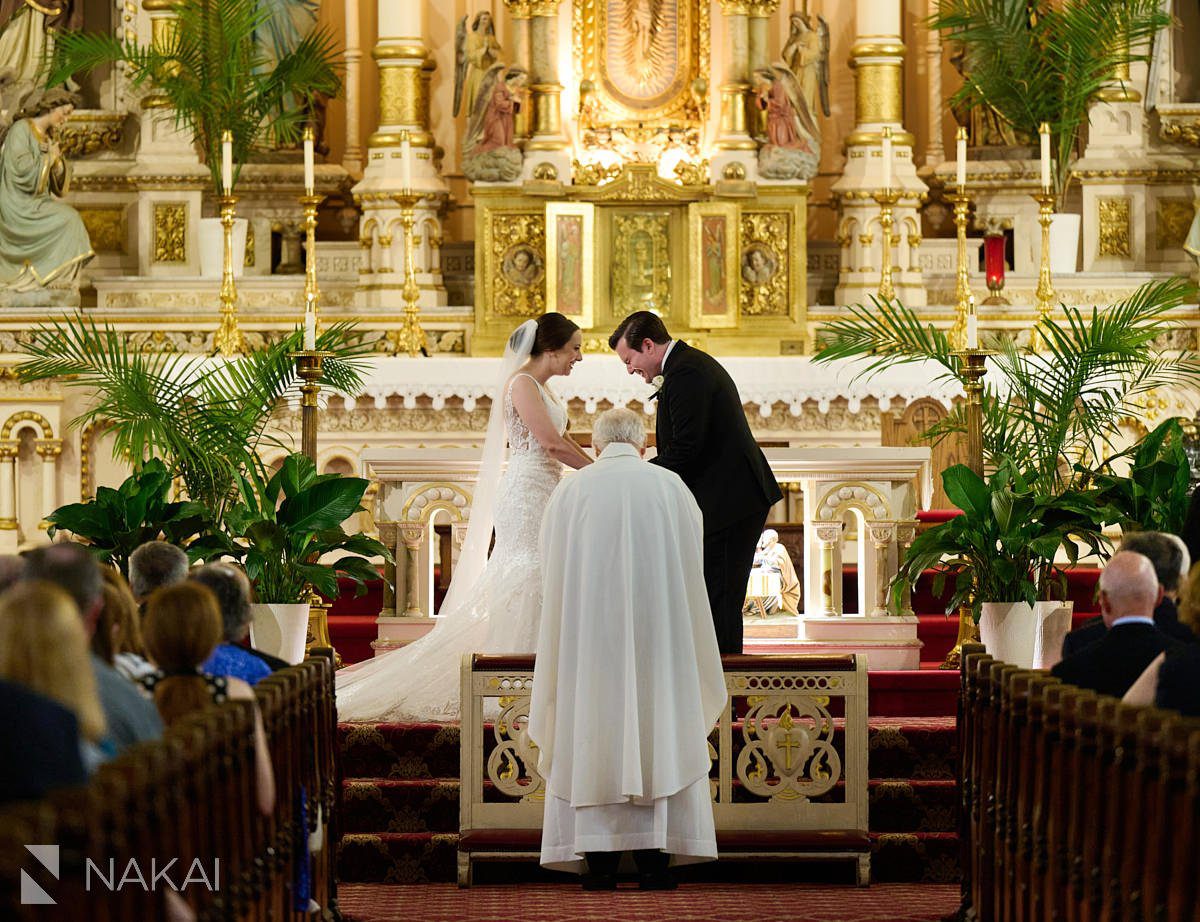 st Michaels chicago wedding photos ceremony