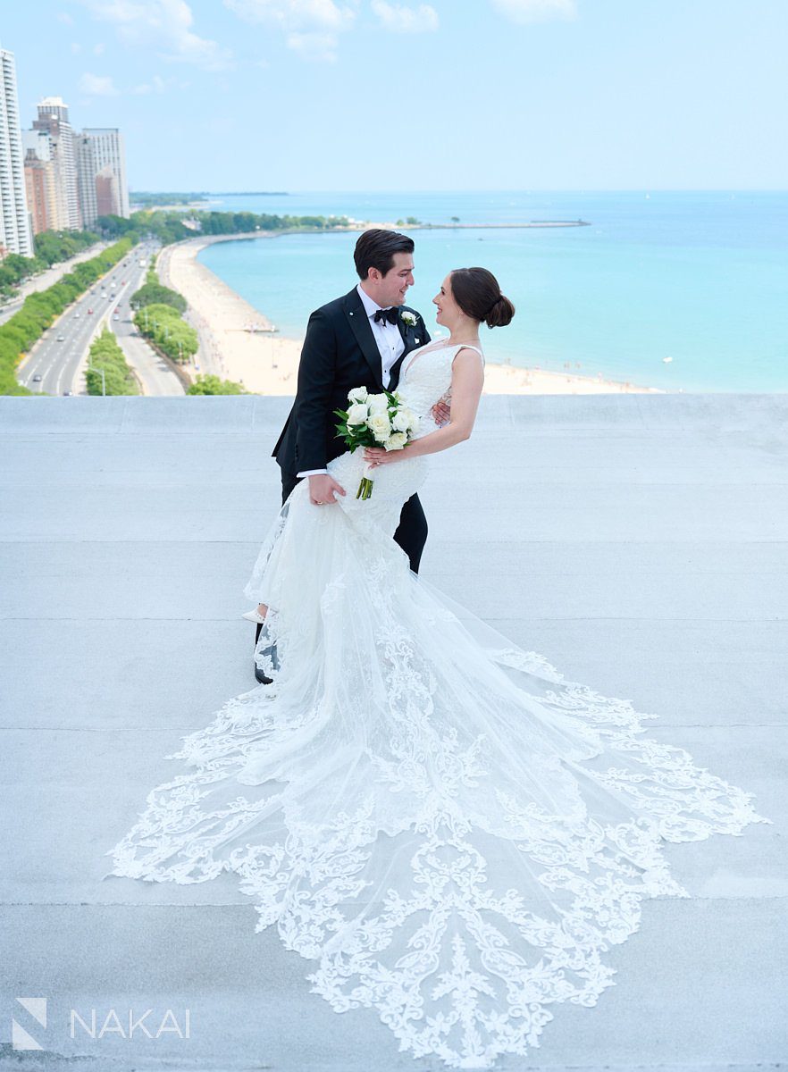 the drake chicago wedding photos rooftop bride and groom