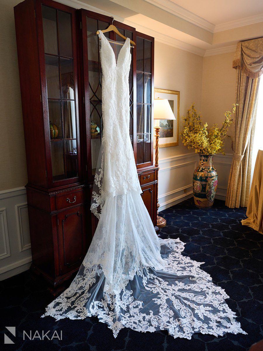 the drake chicago wedding photos bridal details