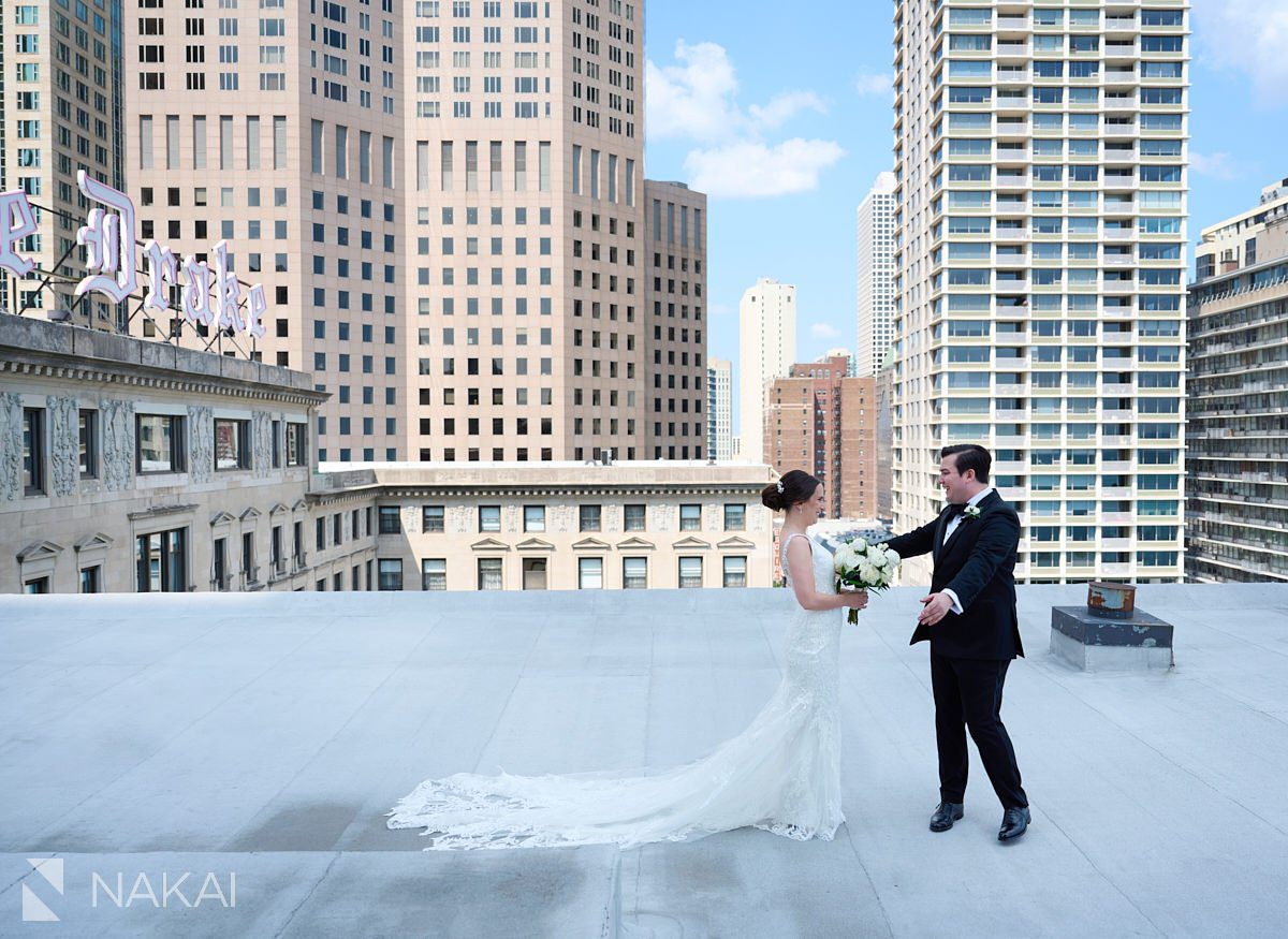 the drake chicago wedding photos first look rooftop 