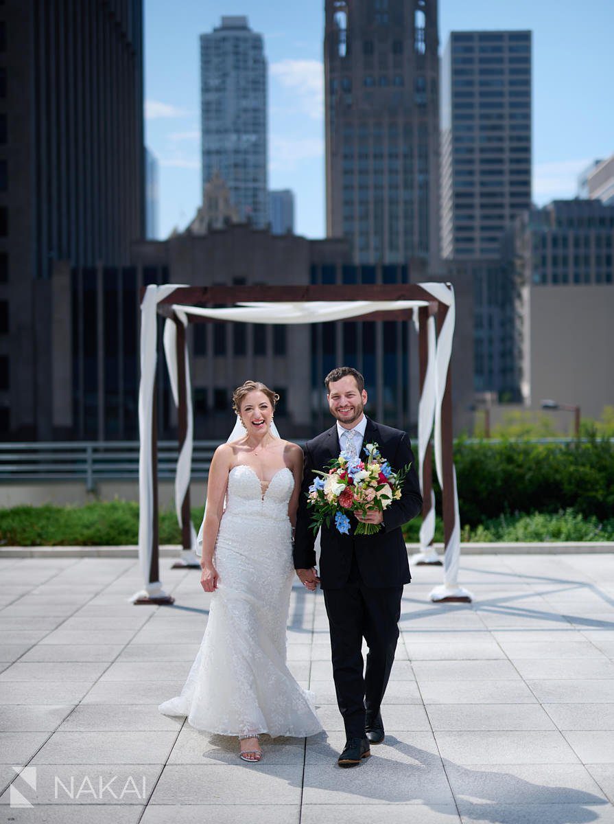 Loews Chicago Wedding pictures rooftop terrace bride and groom portraits