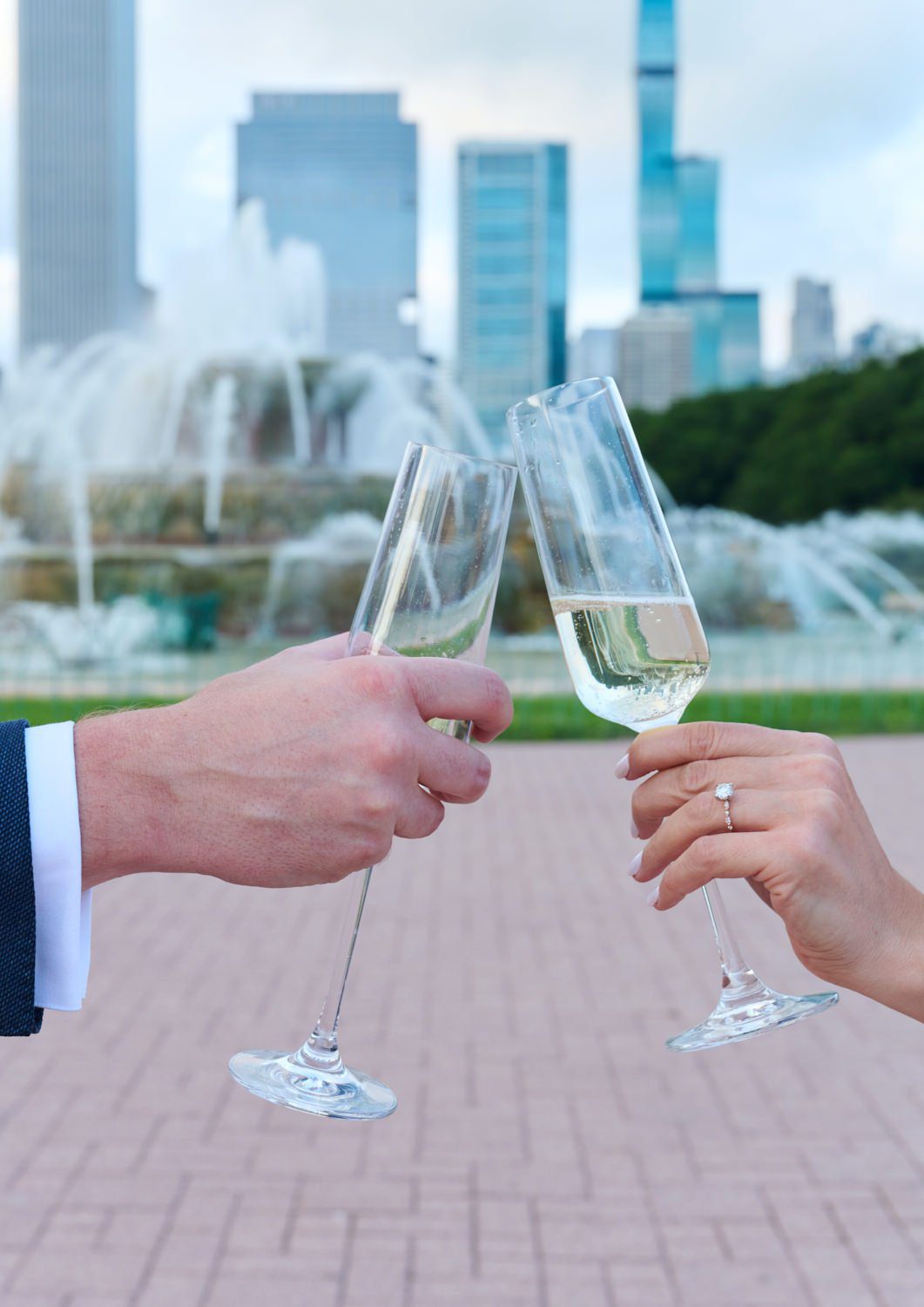 Buckingham Fountain engagement photos chicago champagne