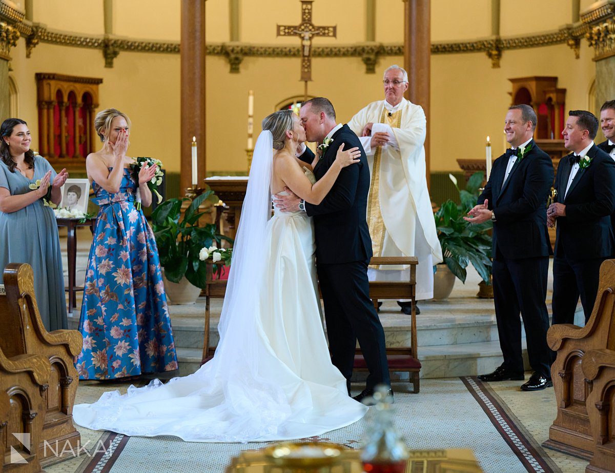 st josaphat chicago wedding photos ceremony